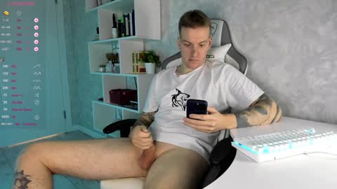 Louis  online show from 01/15/25, 03:39