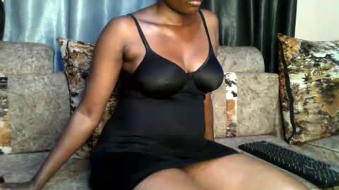 Snapshot of love1378 chatting on 03/03/25, 07:17 Cynthia. A online show from 03/03/25, 07:17
