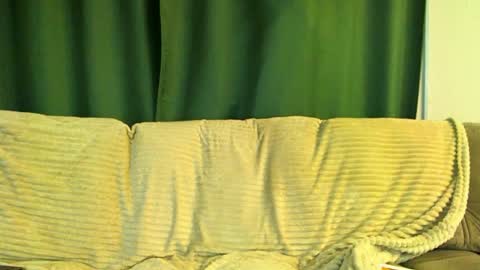 Snapshot of love_attation chatting on 11/12/25, 03:29 Cute face online show from 11/12/25, 03:29