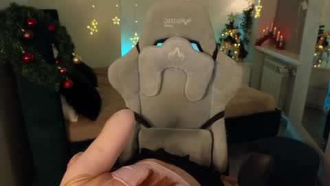 love_call online show from 01/03/25, 08:32