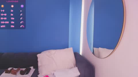 Snapshot of love_cameron chatting on 02/09/26, 07:40 Cam online show from 02/09/26, 07:40