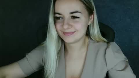 Megane online show from 03/11/25, 03:12