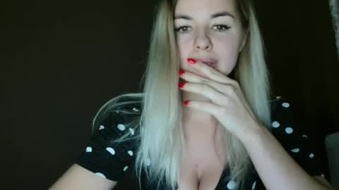 Megane online show from 11/28/25, 08:39