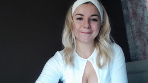 Megane online show from 02/17/26, 08:22