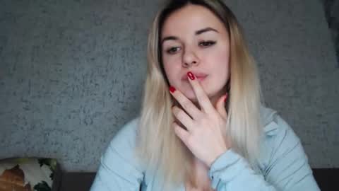 Megane online show from 02/20/26, 09:15