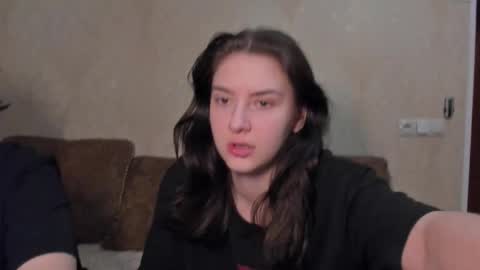 Snapshot of love_lina_muuur chatting on 02/18/26, 08:05 LINA online show from 02/18/26, 08:05