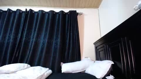 niahh online show from 04/15/26, 02:29