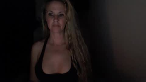 LoVe On  online show from 04/11/26, 02:27