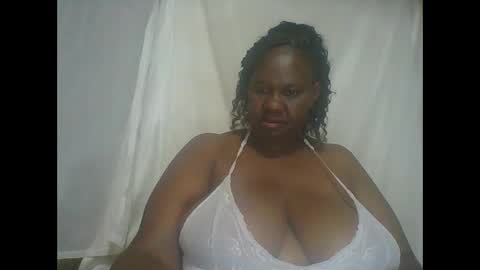 Snapshot of lovebigmelon chatting on 11/29/25, 10:46 Lynn online show from 11/29/25, 10:46