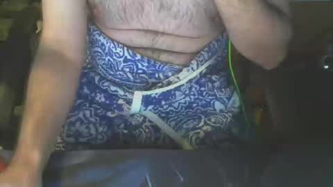 Snapshot of lovebird71 chatting on 11/24/25, 03:17 lovebird71 online show from 11/24/25, 03:17