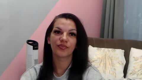 Snapshot of lovediamond1 chatting on 07/10/26, 01:43 mary online show from 07/10/26, 01:43