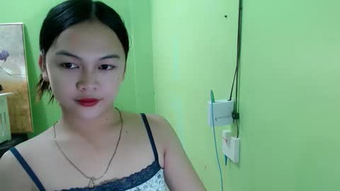 Snapshot of lovee_gelly chatting on 11/15/25, 10:34 Gelly online show from 11/15/25, 10:34
