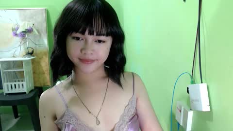 Snapshot of lovee_gelly chatting on 12/04/25, 10:46 Gelly online show from 12/04/25, 10:46