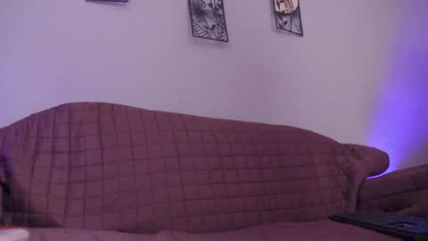 katalina   online show from 05/21/26, 03:24
