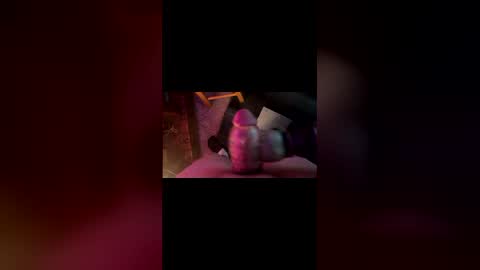 Snapshot of loveerrboyy9 chatting on 12/18/25, 02:50 loveerrboyy9 online show from 12/18/25, 02:50