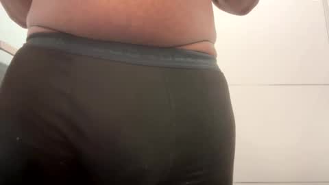 Snapshot of lovefeetonmyface29 chatting on 10/05/25, 11:02 lovefeetonmyface29 online show from 10/05/25, 11:02