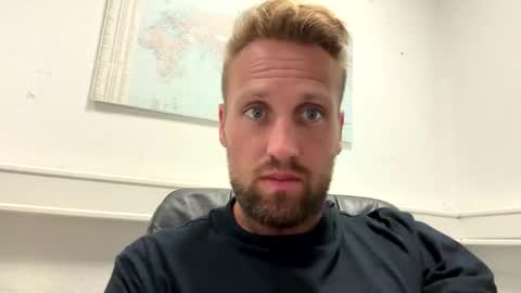 Snapshot of lovefuesse chatting on 09/10/25, 08:03 lovefuesse online show from 09/10/25, 08:03