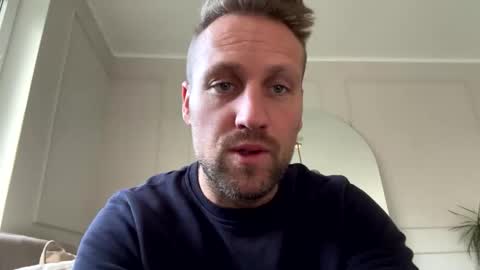 Snapshot of lovefuesse chatting on 10/30/25, 07:43 lovefuesse online show from 10/30/25, 07:43