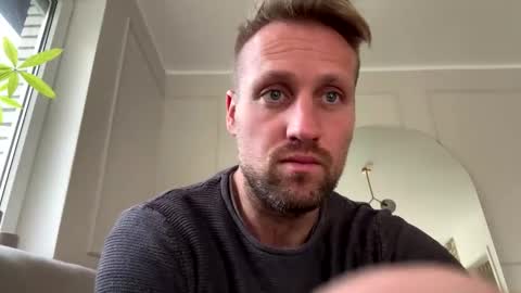 Snapshot of lovefuesse chatting on 10/31/25, 02:29 lovefuesse online show from 10/31/25, 02:29