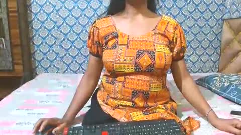 Divya online show from 10/21/25, 03:35