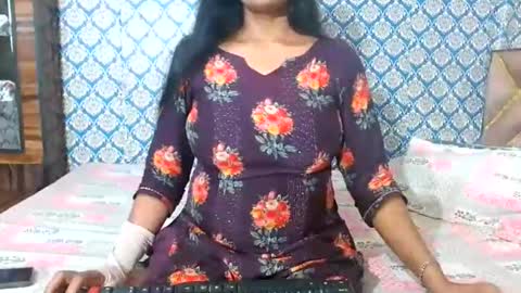 Divya online show from 10/26/25, 02:45