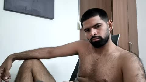 Snapshot of lovehairyindian chatting on 07/12/26, 04:47 Indian hairy online show from 07/12/26, 04:47