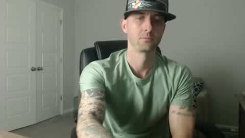 lovehatlovers online show from 02/12/26, 07:58