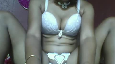 loveinlife750427 online show from 02/06/25, 09:43