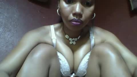 Snapshot of loveinlife750427 chatting on 03/11/25, 03:12 loveinlife750427 online show from 03/11/25, 03:12