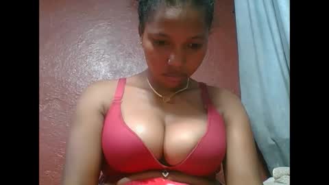 Snapshot of loveinlife750427 chatting on 11/26/25, 07:20 loveinlife750427 online show from 11/26/25, 07:20