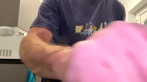 Snapshot of loveit23456 chatting on 11/02/25, 05:04 getnaked123 online show from 11/02/25, 05:04