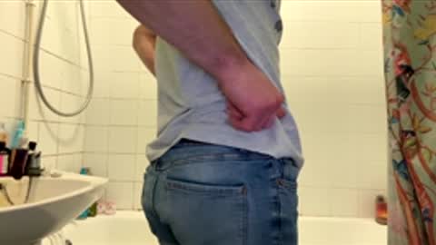 Snapshot of loveit23456 chatting on 12/21/25, 11:34 getnaked123 online show from 12/21/25, 11:34