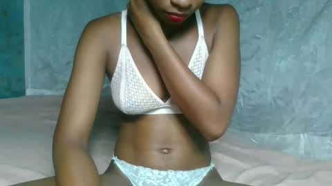 lovelaspice online show from 03/27/26, 08:08