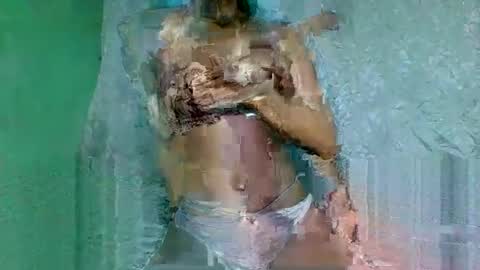 lovelaspice online show from 04/05/26, 04:48