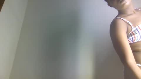 lovelbrownie online show from 11/13/25, 08:41