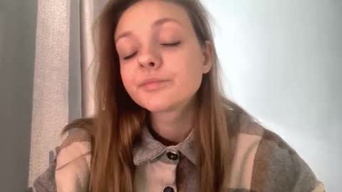 Ella online show from 10/23/25, 06:56