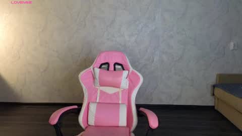 Snapshot of lovelly_molly chatting on 07/22/26, 05:16 Molly online show from 07/22/26, 05:16