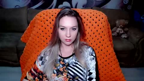 Snapshot of lovellymalina chatting on 01/02/25, 01:08 private open online show from 01/02/25, 01:08