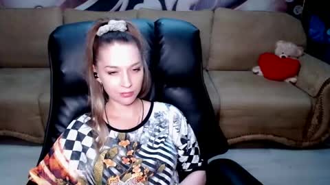 private open online show from 05/20/26, 03:51