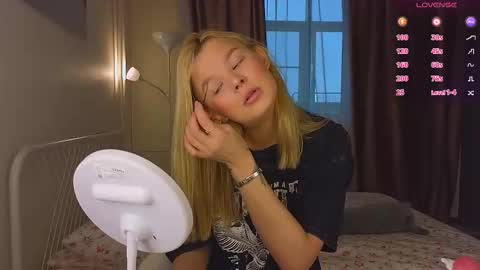 Jenny online show from 03/25/26, 04:29