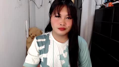 Snapshot of lovely_carmen_intown chatting on 09/14/25, 03:27 lovely_carmen_intown online show from 09/14/25, 03:27