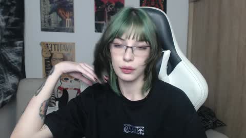 Cassie online show from 01/11/25, 02:41