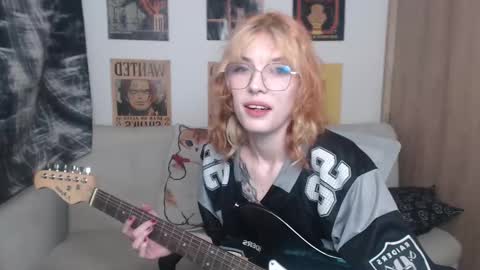 Cassie online show from 03/07/25, 01:53