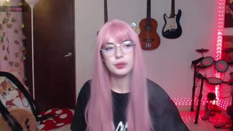 Cassie online show from 10/18/25, 11:27