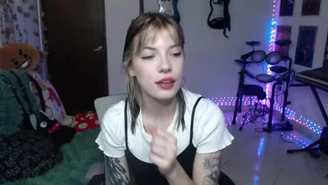 Cassie online show from 11/08/25, 11:14