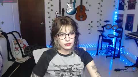 Cassie online show from 11/22/25, 01:26