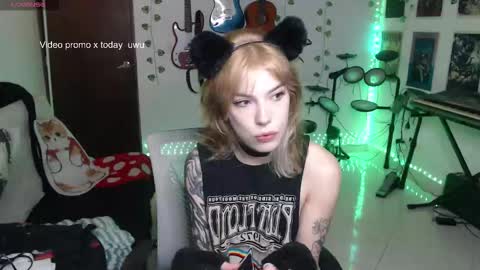 Cassie online show from 12/04/25, 04:55