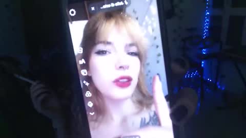 Cassie online show from 02/05/26, 07:35