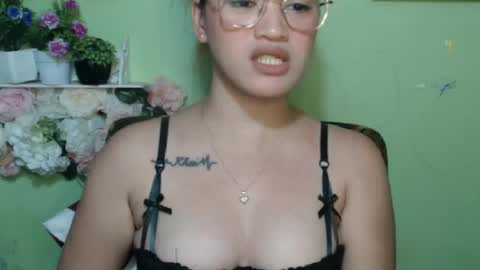 hearty2 Hey guys  Im Jess  online show from 03/08/26, 03:54