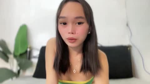 lovely_cittie18 online show from 09/27/25, 10:53